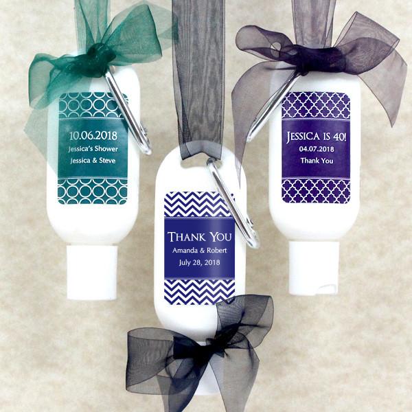 Personalized Sunscreen with Carabiner (SPF 30) - Silhouette Collection